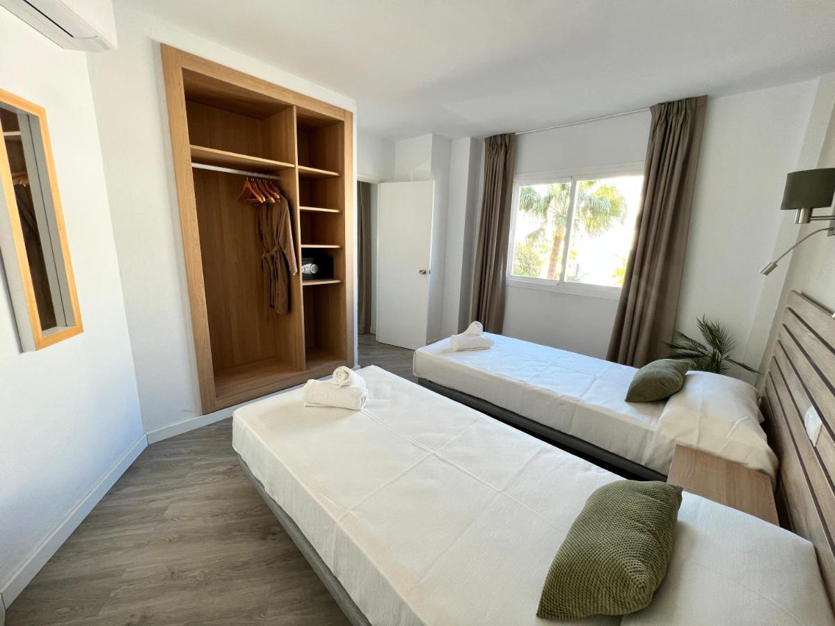 The Palm Star Ibiza - Adults Only Apartamento Sant Antoni de Portmany Exterior foto